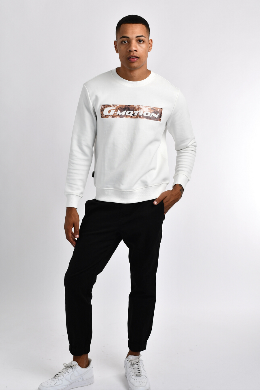 G-Motion Pullover Sweater Snow White