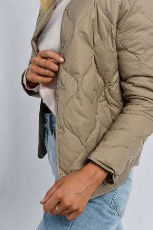 Ladies Light Weight 90/10 Down Jacket Desert Taupe
