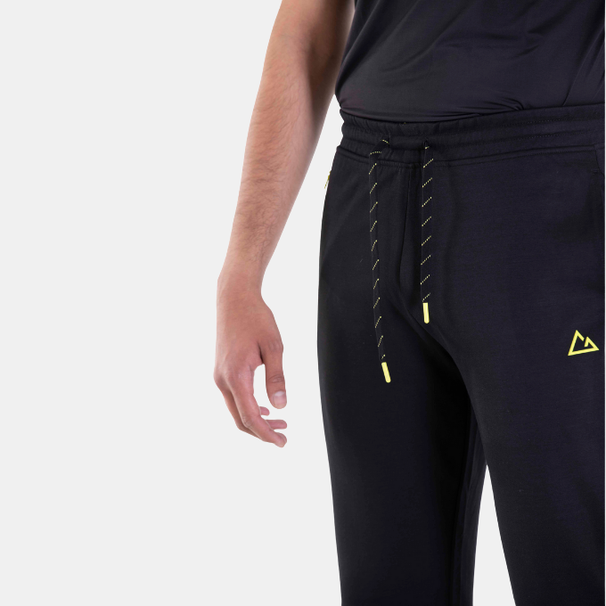 G-Motion 3M Scotchgard™ Anti-fouling Breathable Jogger Pants 05 Dark H -  Giordano South Africa